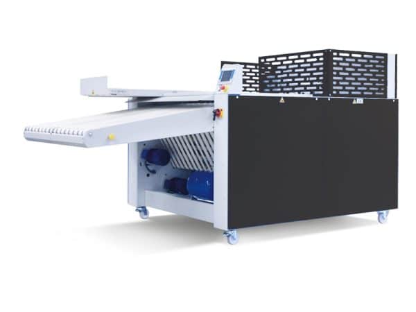 UniMac profesionalna mašina za savijanje peškira, model ATFVC3
